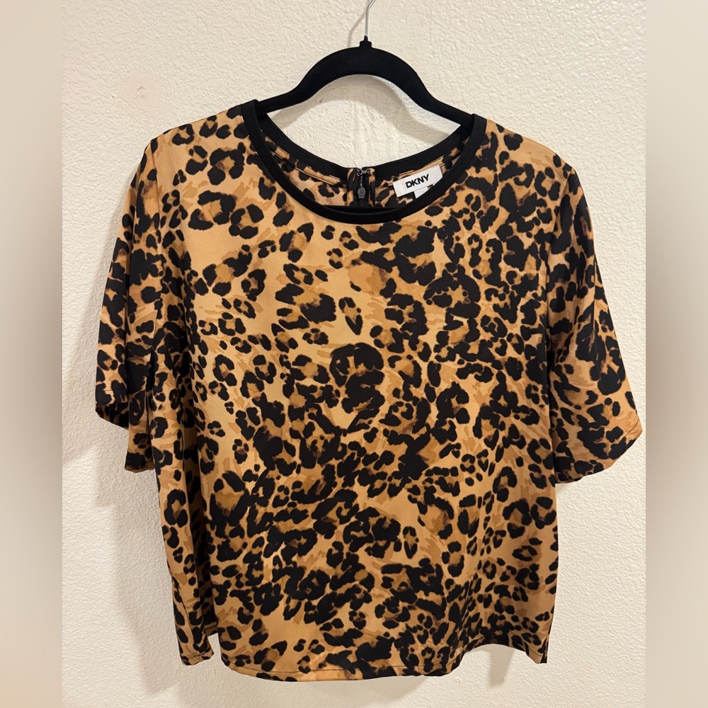 DKNY Women's Leopard Print Top - Black and Brown